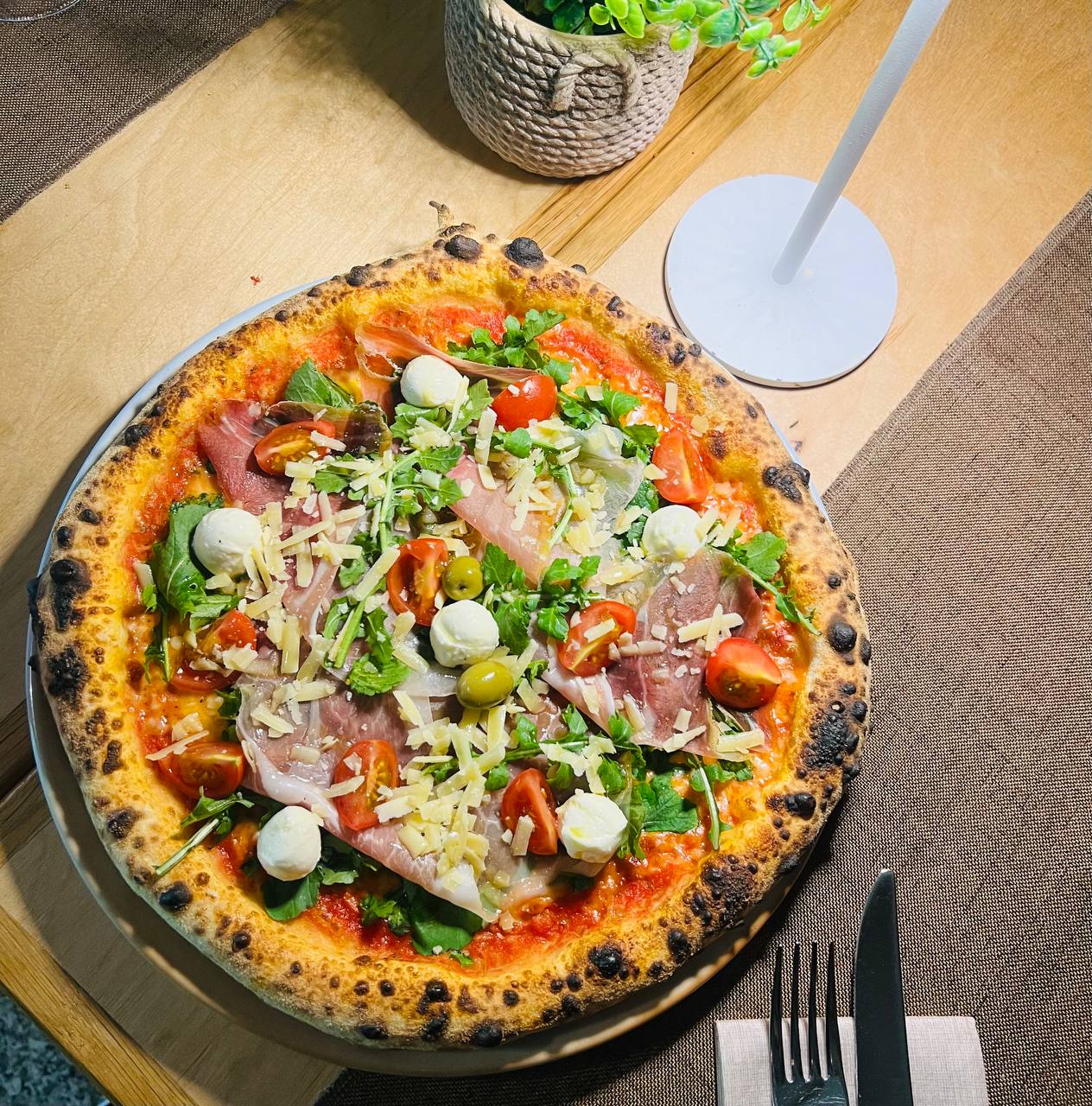 Pizza Prosciutto